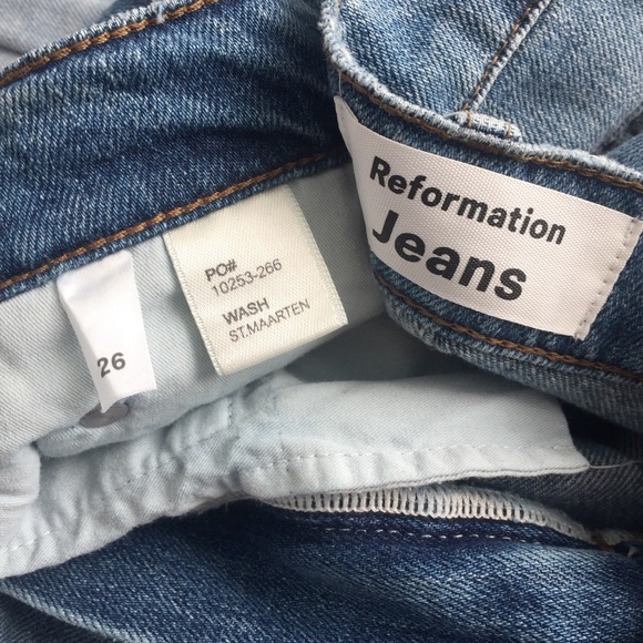 Reformation Brooklyn Relaxed Tapered Jean Size 26 - Picture 3 of 5